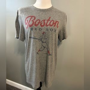 Boston Red Sox, short sleeve T-shirt,‎ old style logo on the front